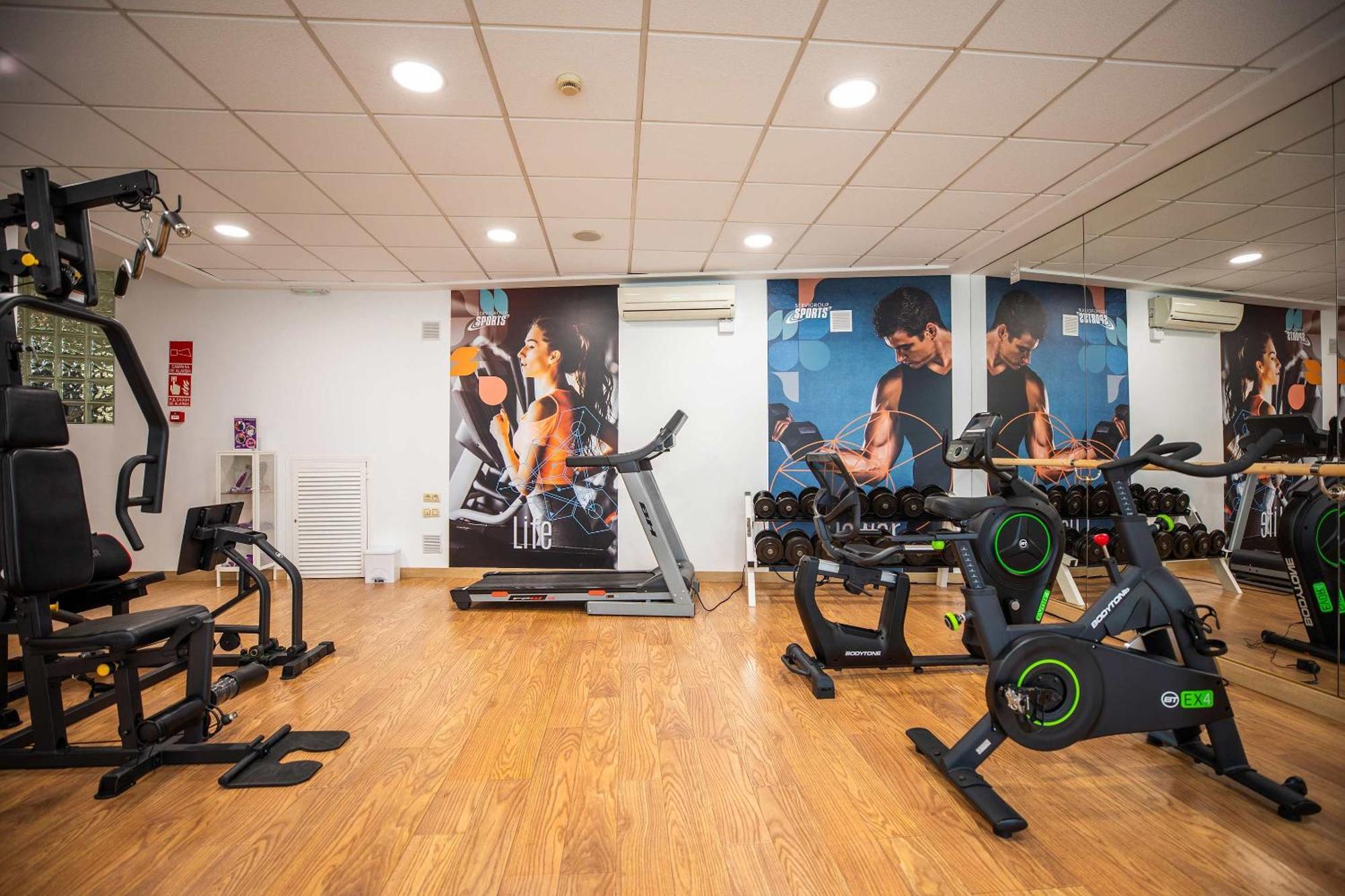 Hotel Servigroup Castilla เบนิดอร์ม ภายนอก รูปภาพ